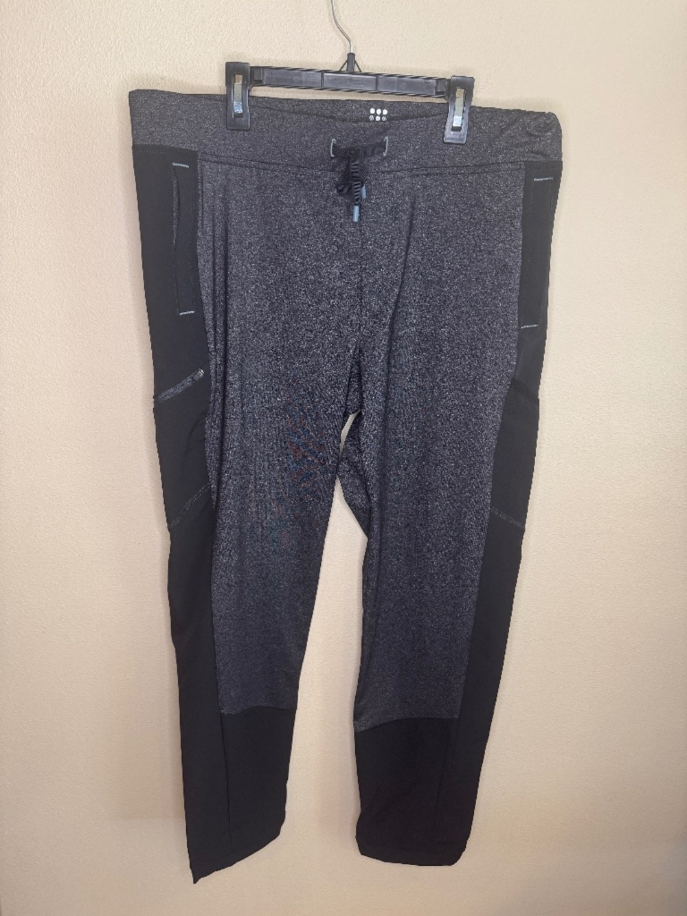 NWT Title Nine Ascent Pants Gray Athletic Hiking Travel Women’s Large